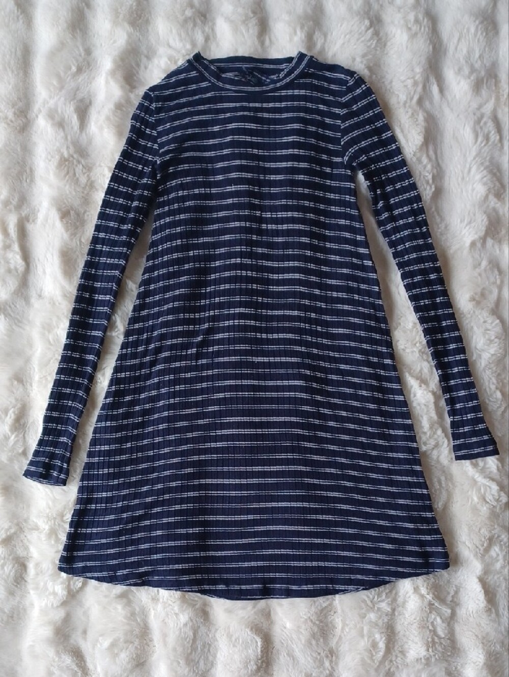💗 3/$15 💗 American Eagle Navy Striped Long-Sleeve Mock Neck Dress